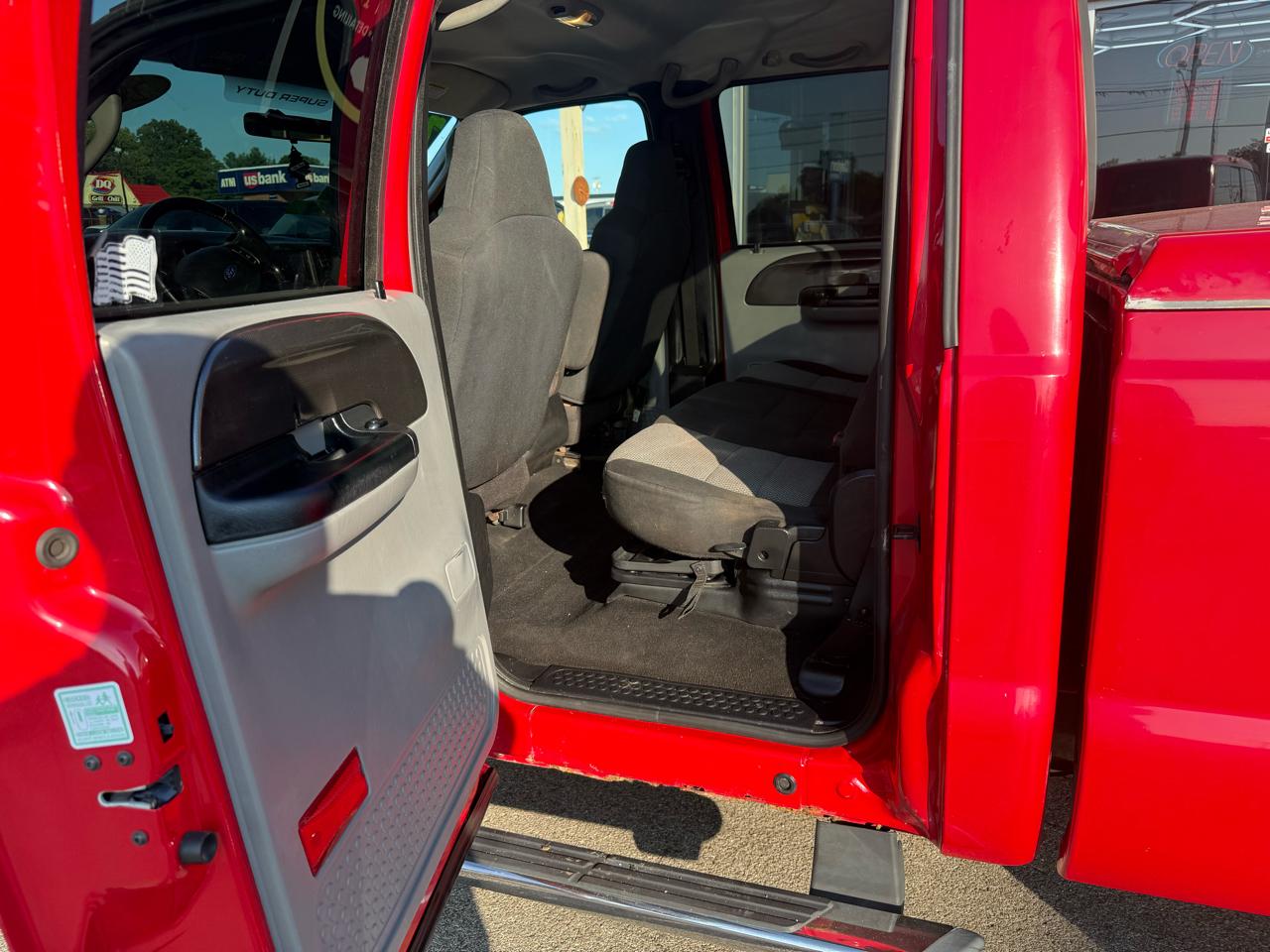 Ford F-250 SD Lariat Crew Cab Long Bed 4WD 2004