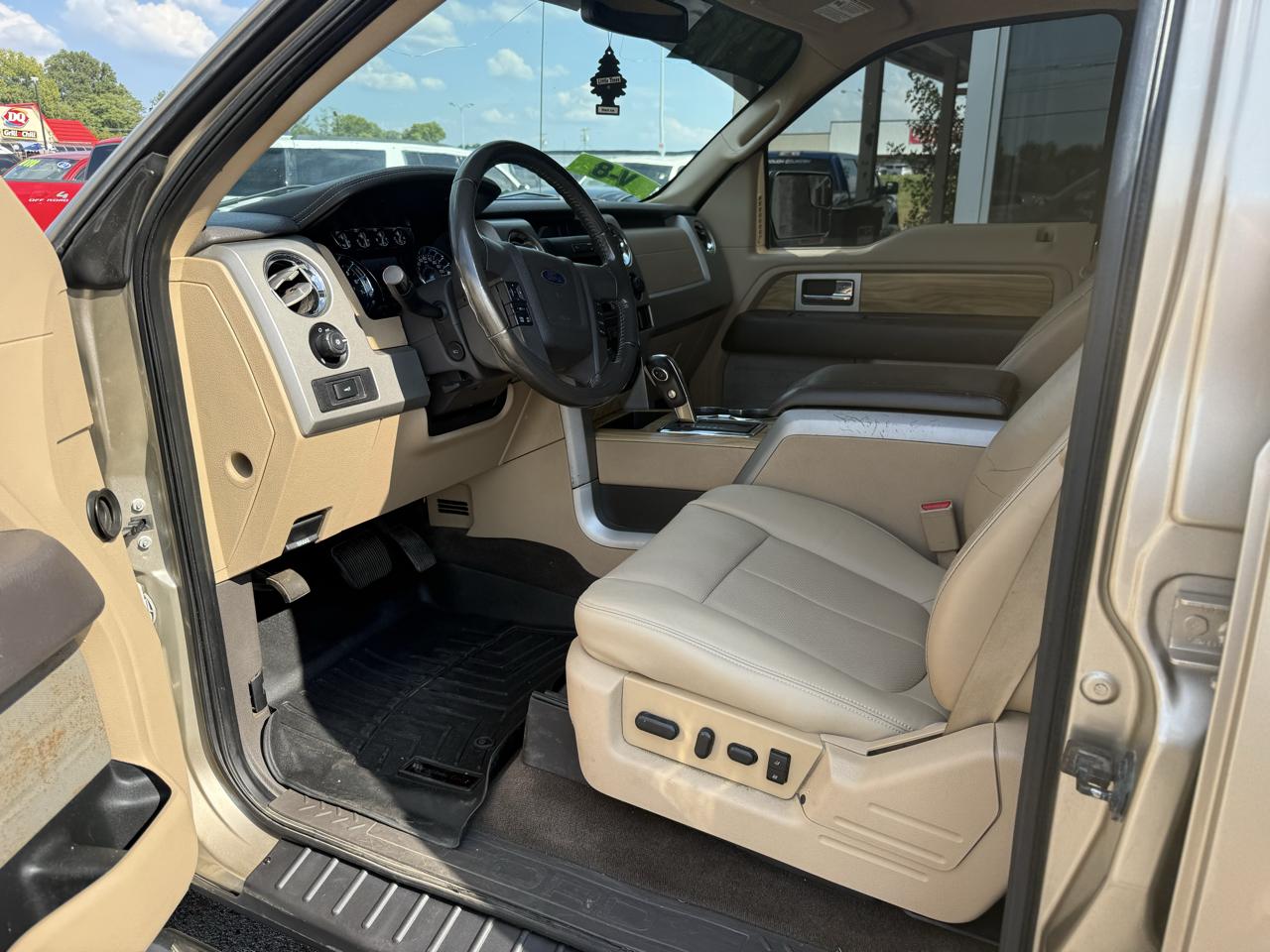 Ford F-150 Lariat 2011