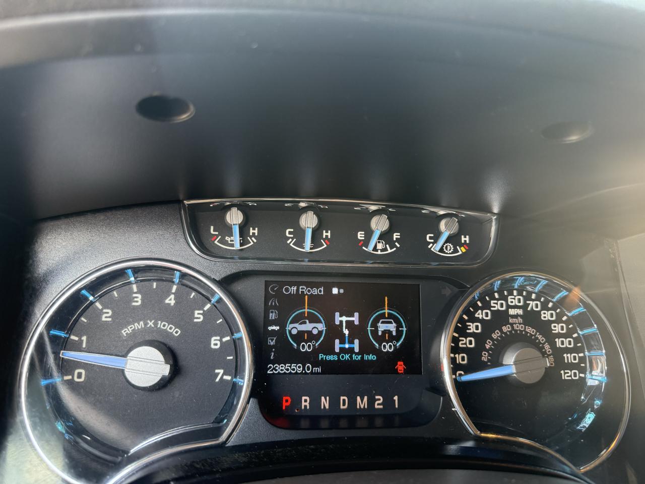 Ford F-150 Lariat 2011