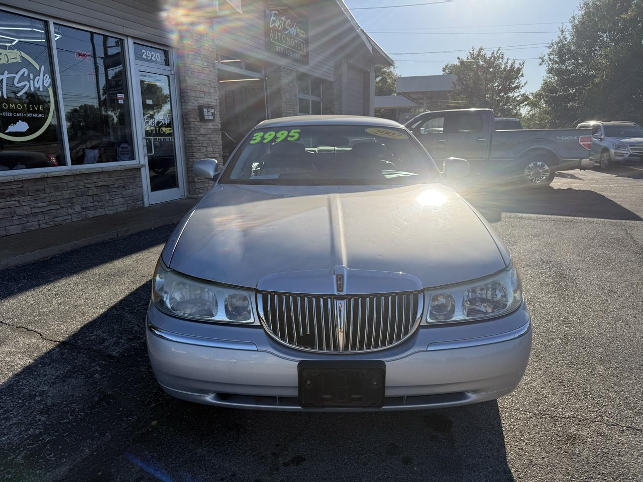 Lincoln Town Car Signature 2002