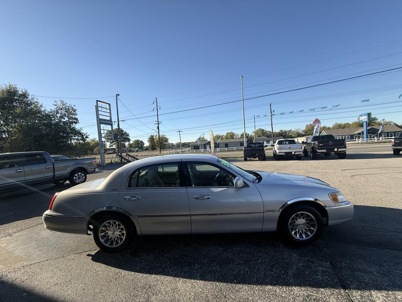 Lincoln Town Car Signature 2002