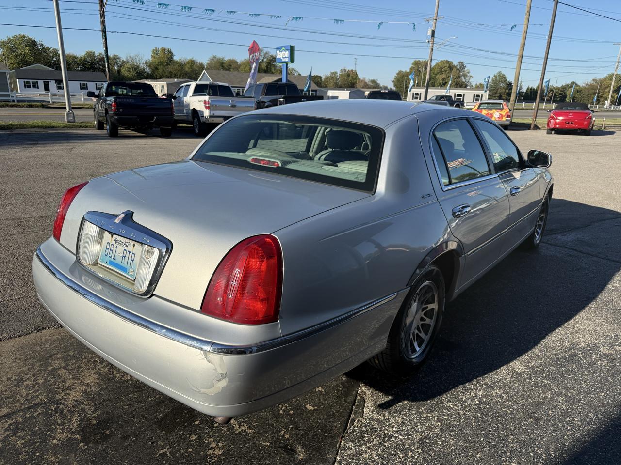 Lincoln Town Car Signature 2002