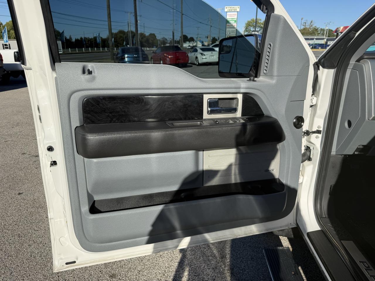 Ford F-150 Platinum 2011