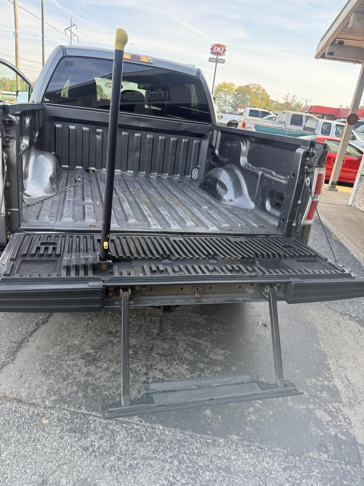 Ford F-150 XLT 4WD 2012