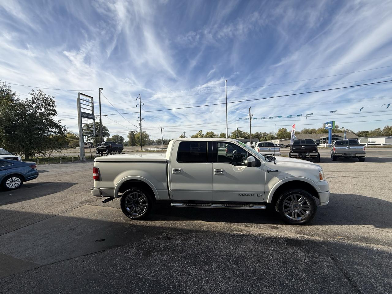 Lincoln Mark LT 4WD 2008