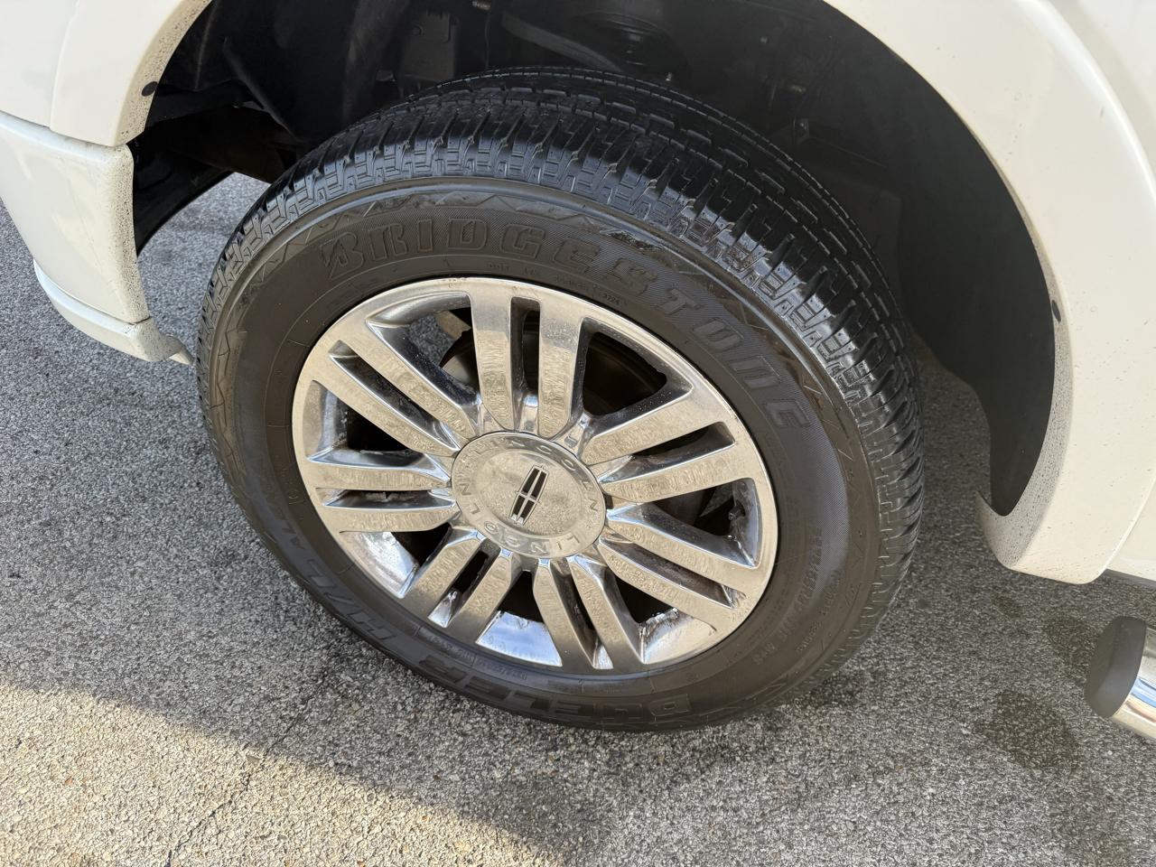 Lincoln Mark LT 4WD 2008
