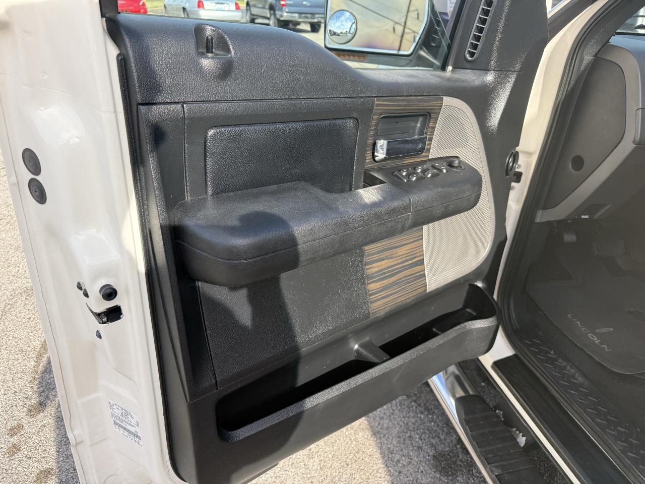 Lincoln Mark LT 4WD 2008