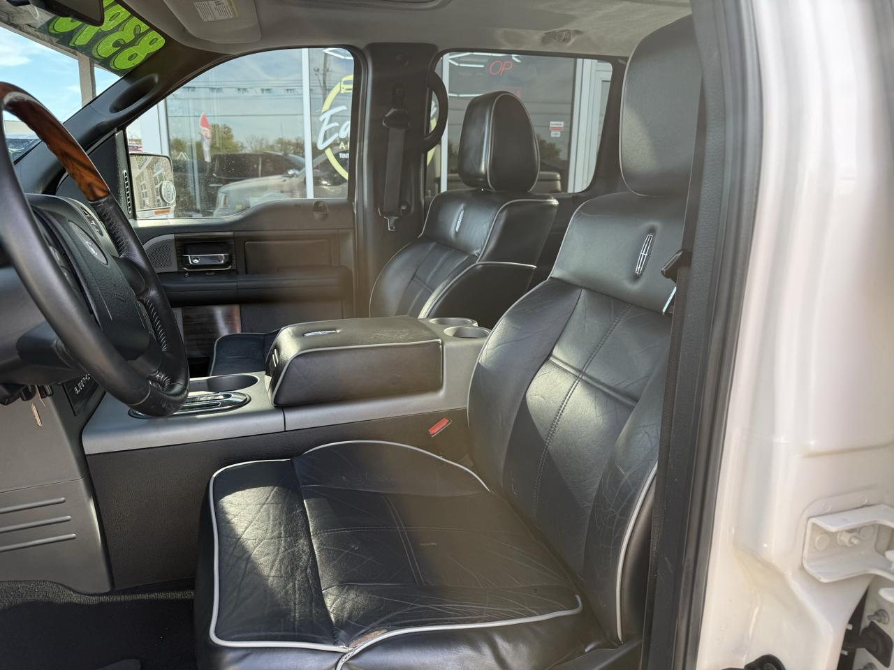 Lincoln Mark LT 4WD 2008
