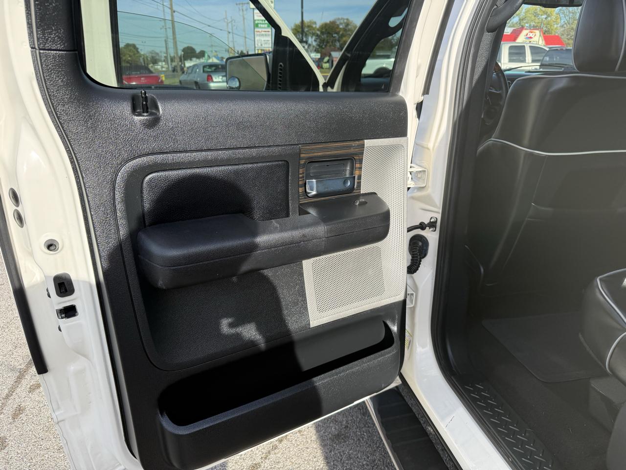 Lincoln Mark LT 4WD 2008