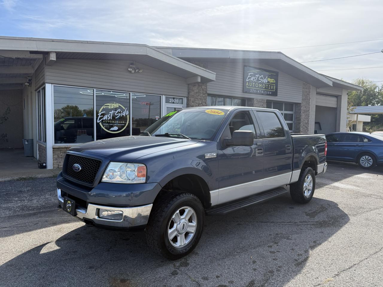 Ford F-150 4WD SuperCrew 145" XLT 2004