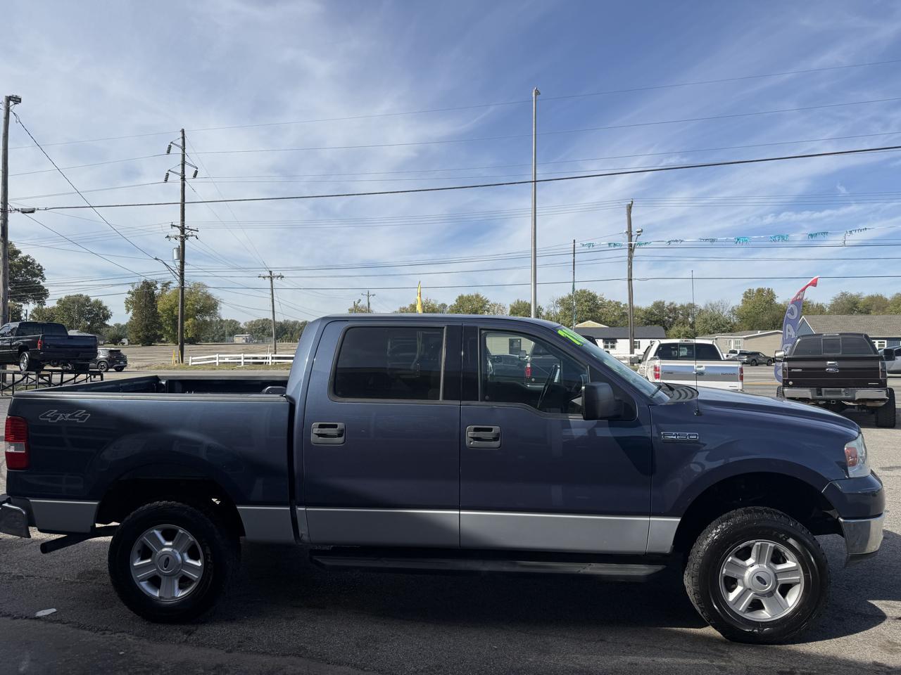 Ford F-150 4WD SuperCrew 145" XLT 2004