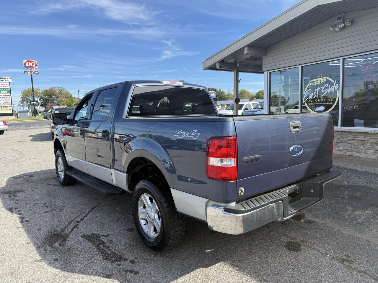 Ford F-150 4WD SuperCrew 145" XLT 2004
