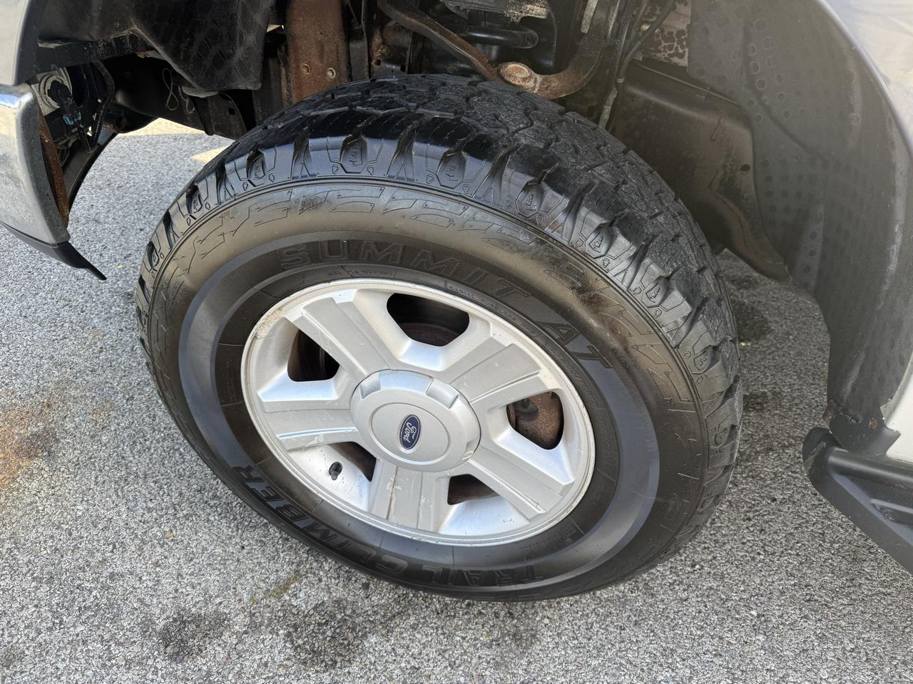 Ford F-150 4WD SuperCrew 145" XLT 2004