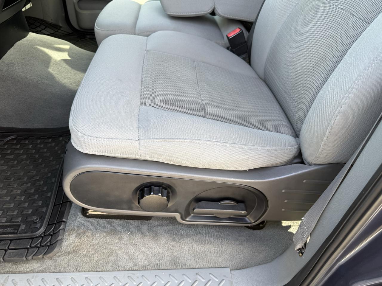 Ford F-150 4WD SuperCrew 145" XLT 2004