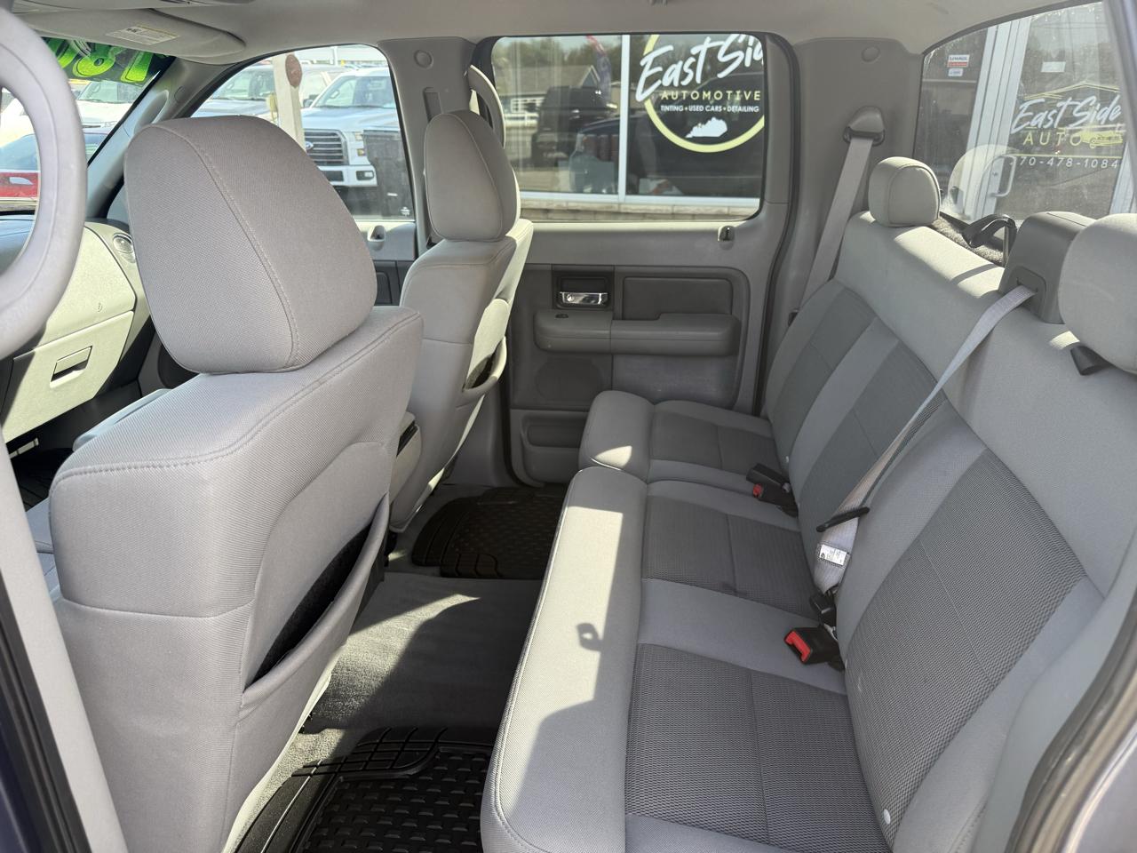 Ford F-150 4WD SuperCrew 145" XLT 2004