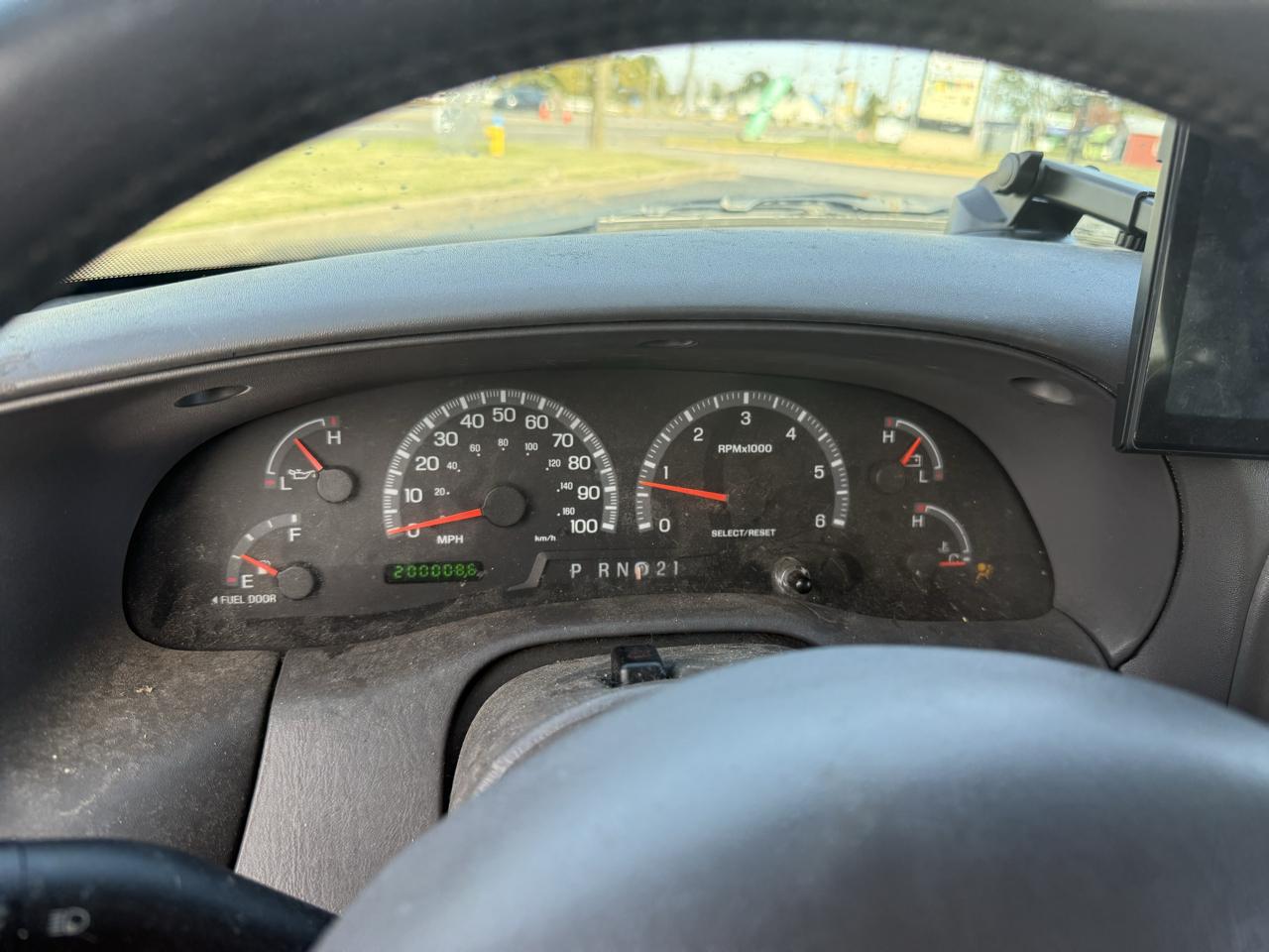 Ford F-150 4WD SuperCrew 145" XLT 2004