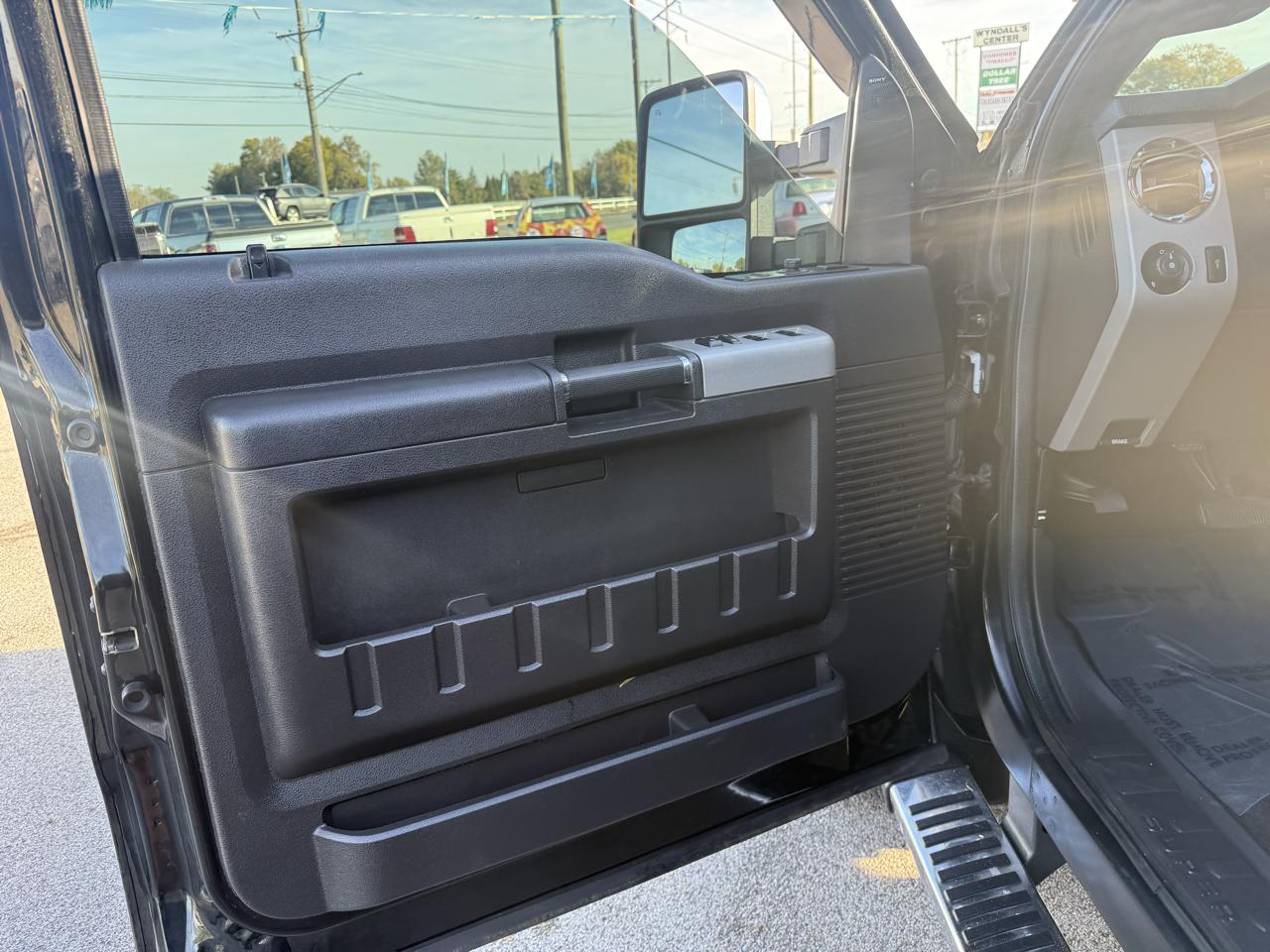 Ford F-250 SD XLT Crew Cab Long Bed 4WD 2015