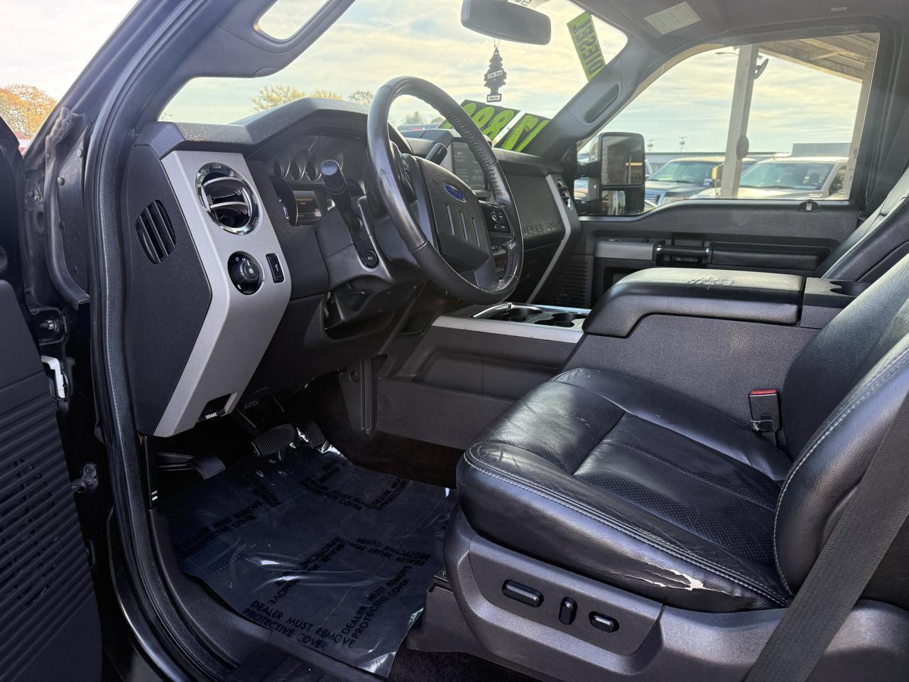 Ford F-250 SD XLT Crew Cab Long Bed 4WD 2015