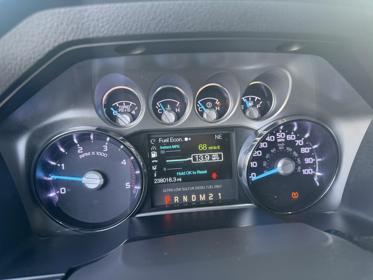Ford F-250 SD XLT Crew Cab Long Bed 4WD 2015