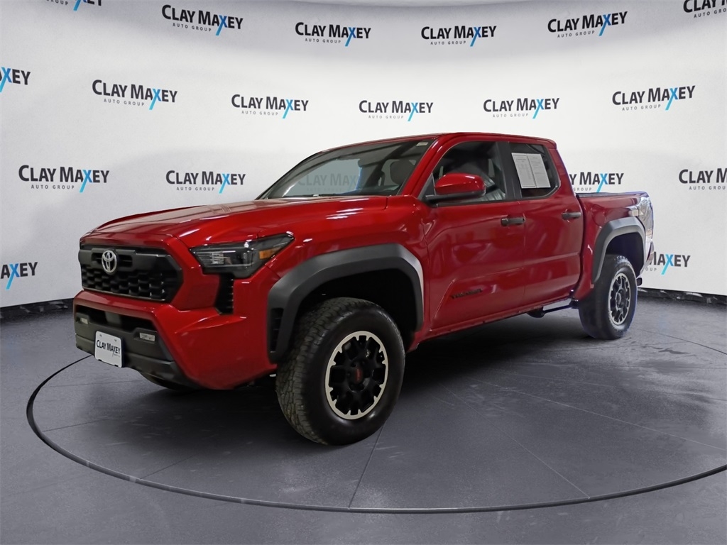 2024 Toyota Tacoma TRD Off Road's photo