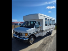 2005 Ford Econoline 