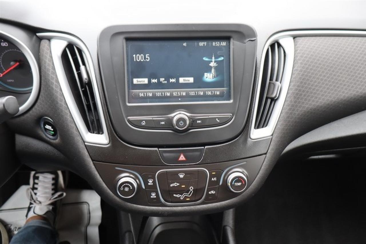 Chevrolet Malibu  2017