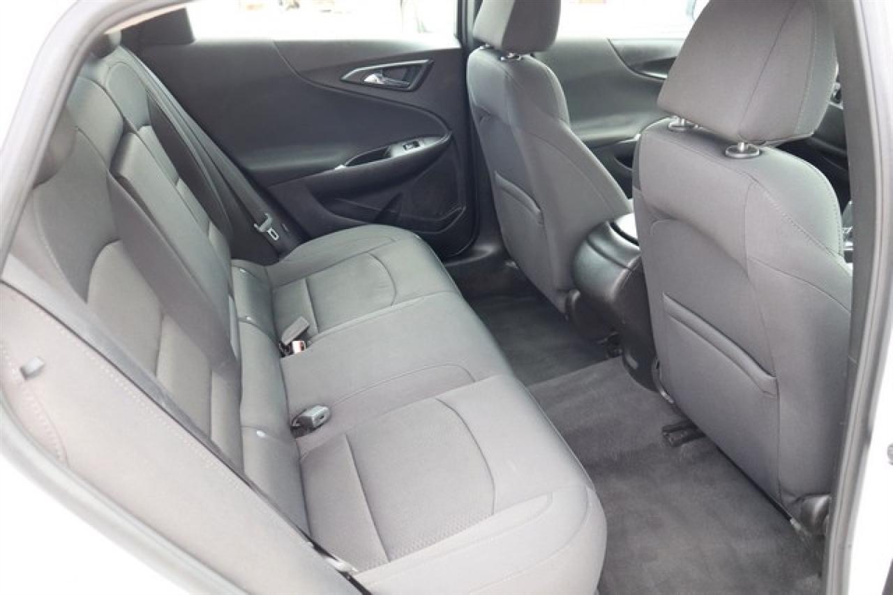 Chevrolet Malibu  2017