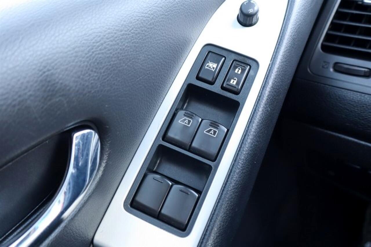 2014 Nissan Murano SV photo 19