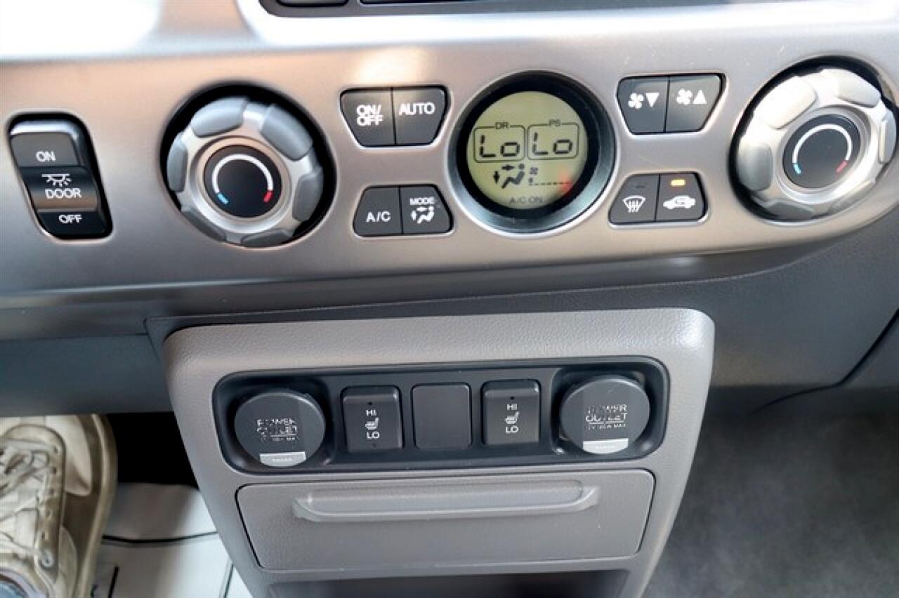 2013 Honda Ridgeline RTL photo 23