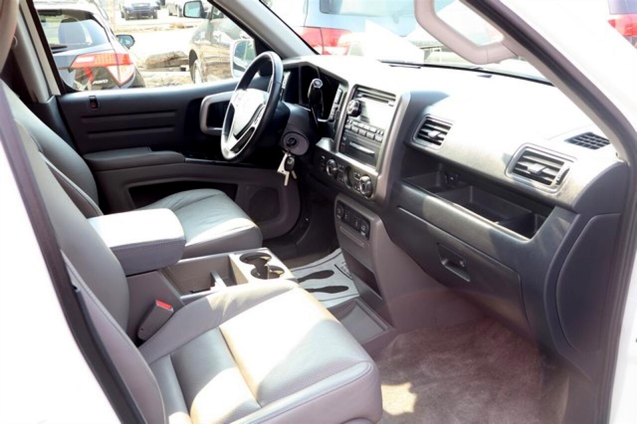 2013 Honda Ridgeline RTL photo 32