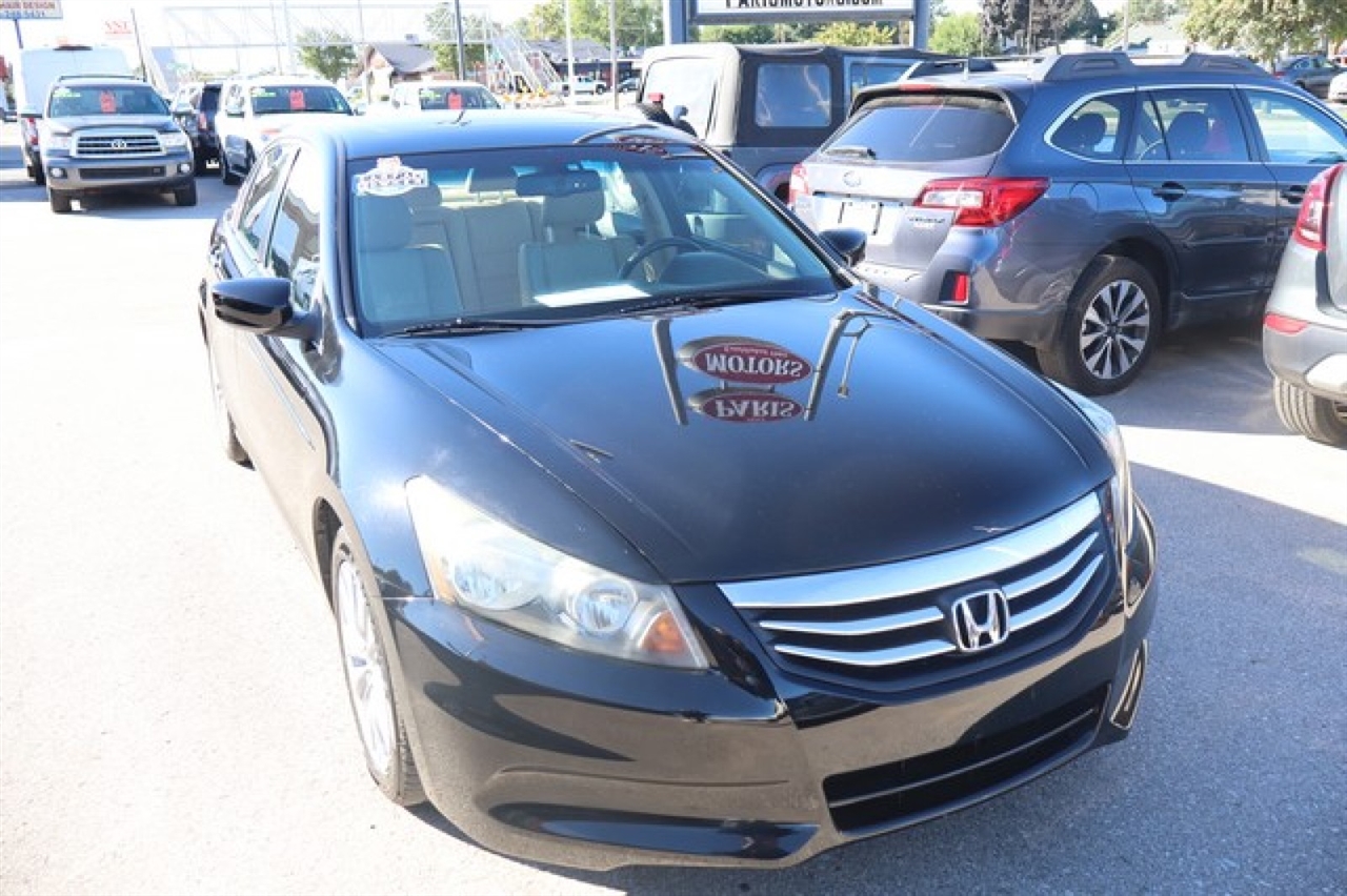 2011 Honda Accord EX-L photo 2