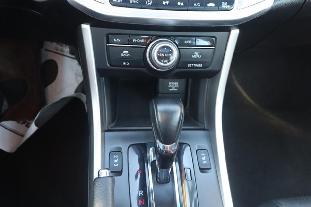 Honda Accord Hybrid  2015