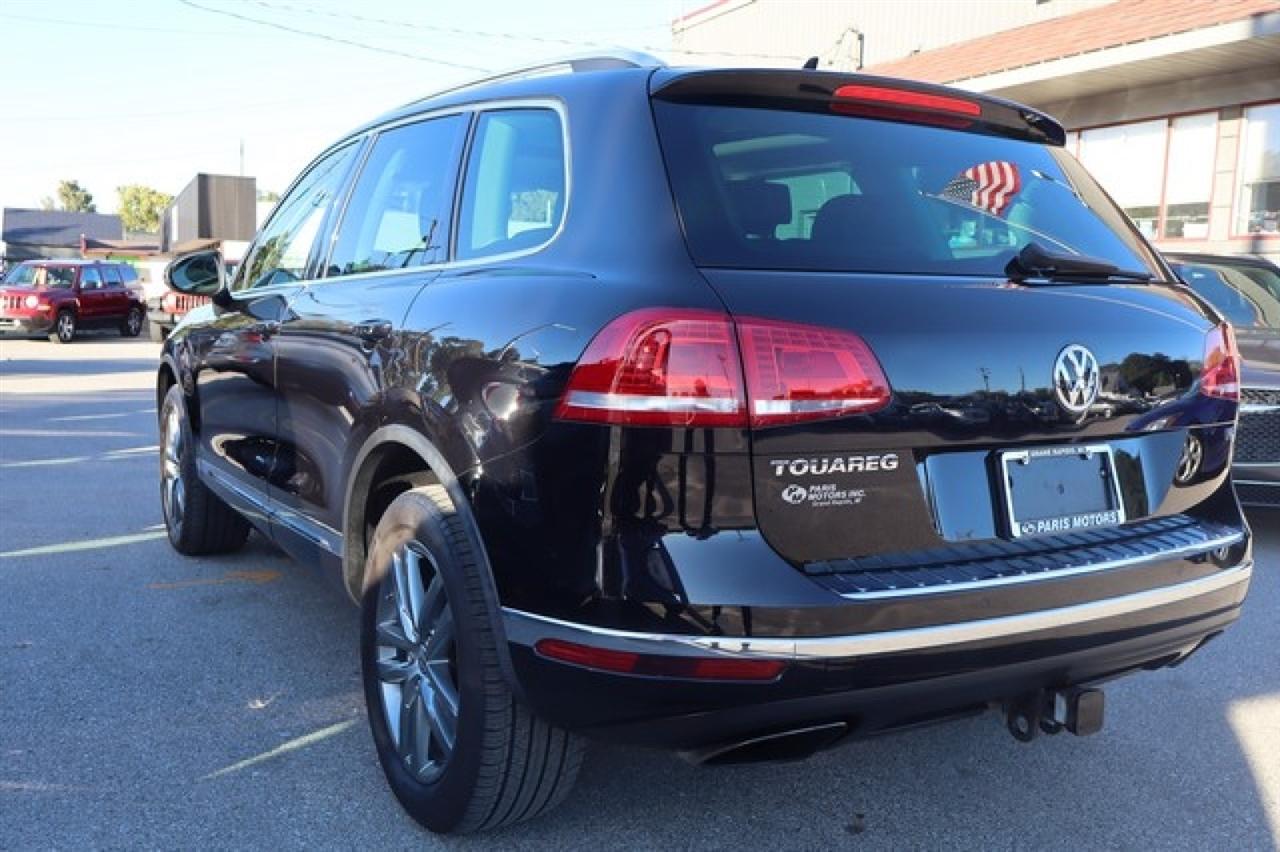 Volkswagen Touareg  2016