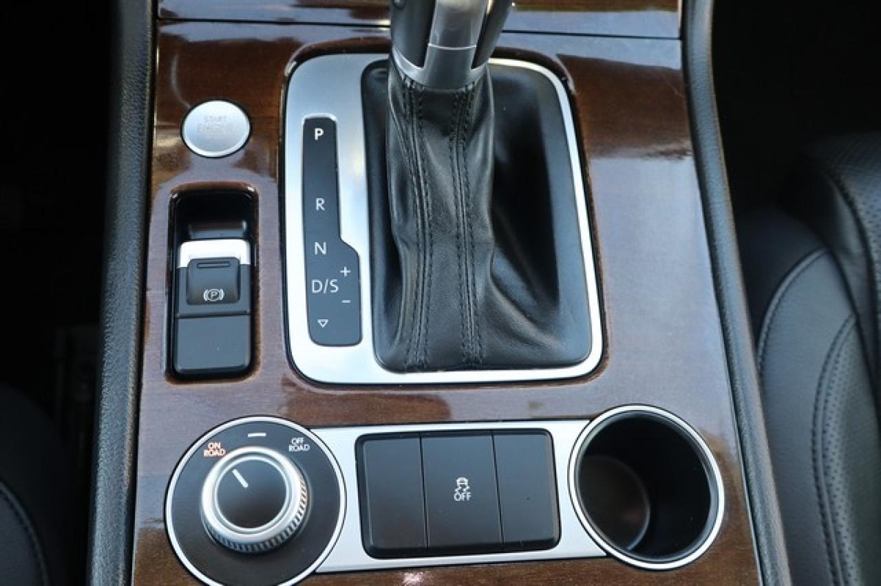 Volkswagen Touareg  2016