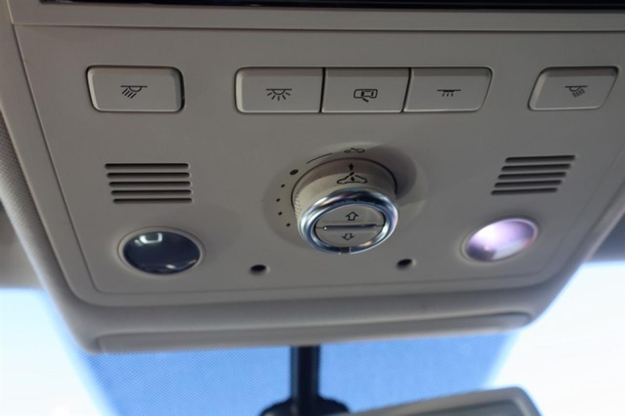 Volkswagen Touareg  2016