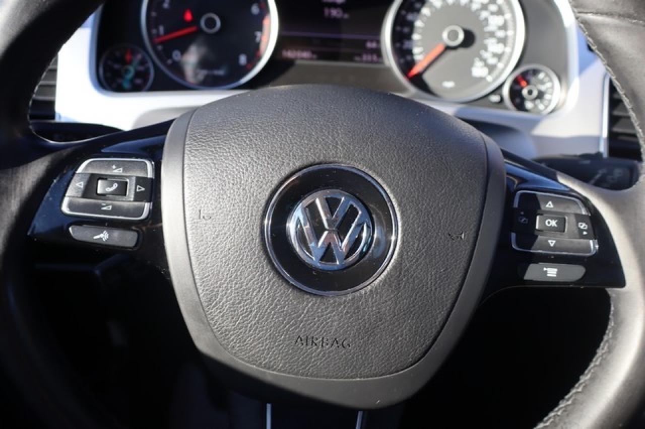 Volkswagen Touareg  2016