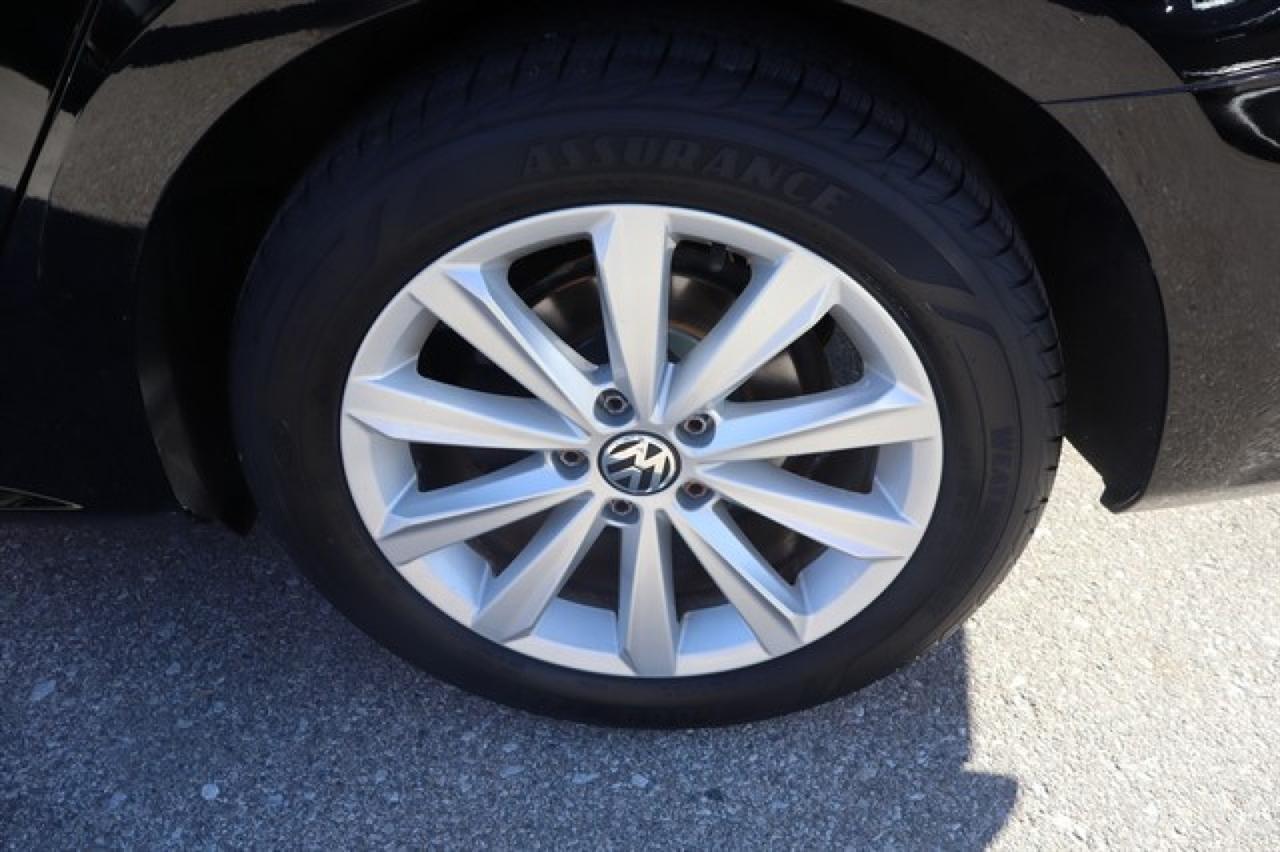 Volkswagen Passat  2012