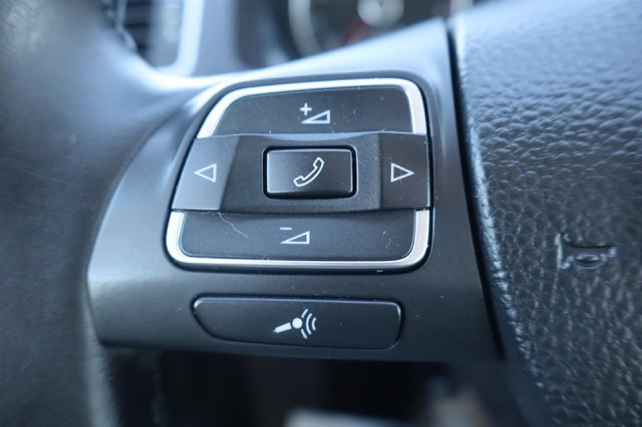 Volkswagen Passat  2012