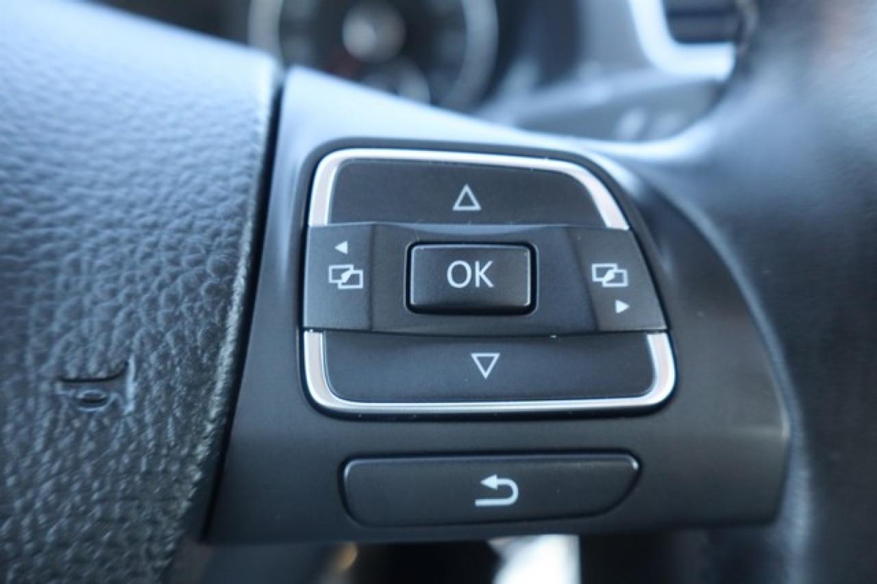 Volkswagen Passat  2012