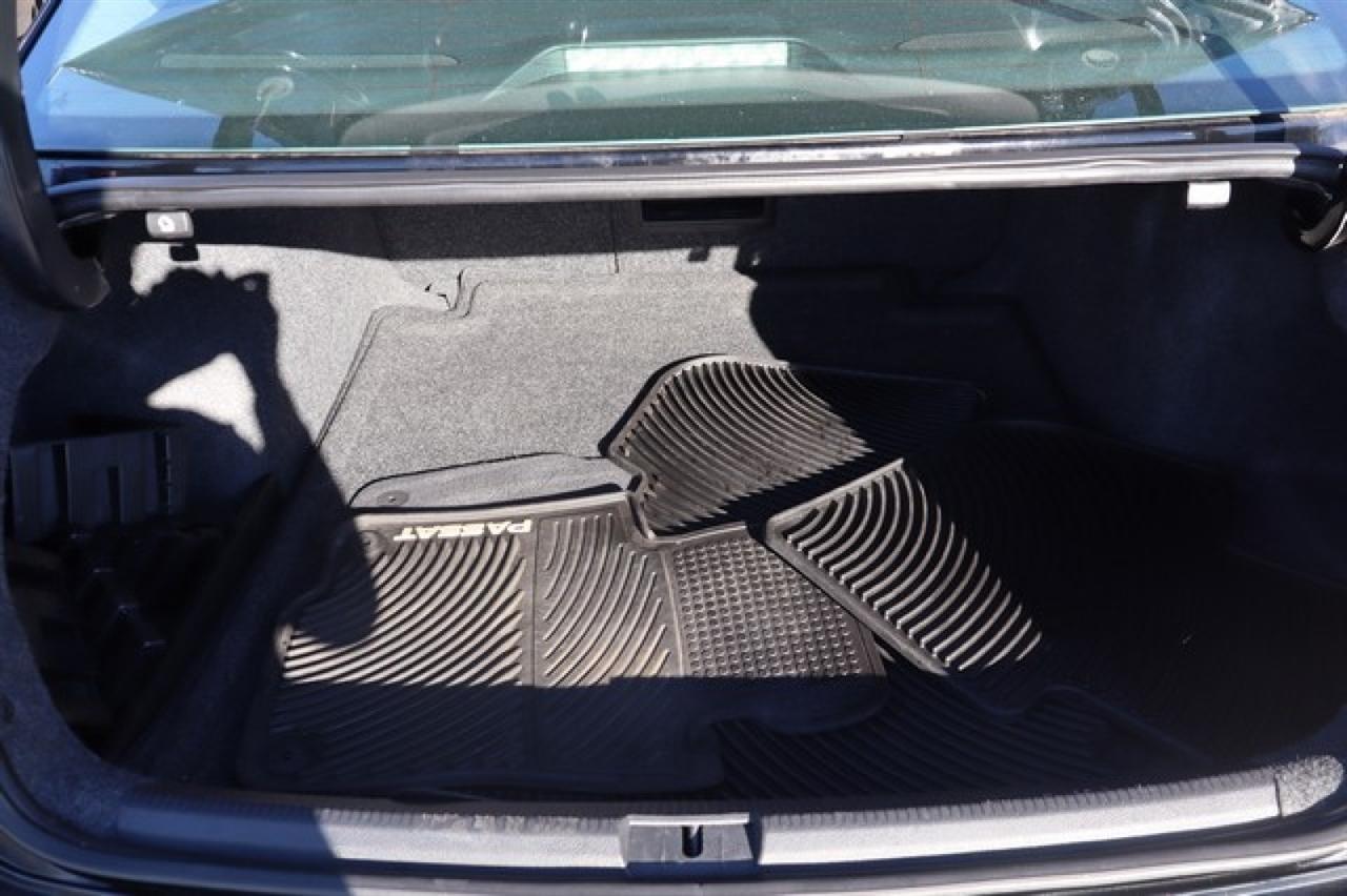 Volkswagen Passat  2012