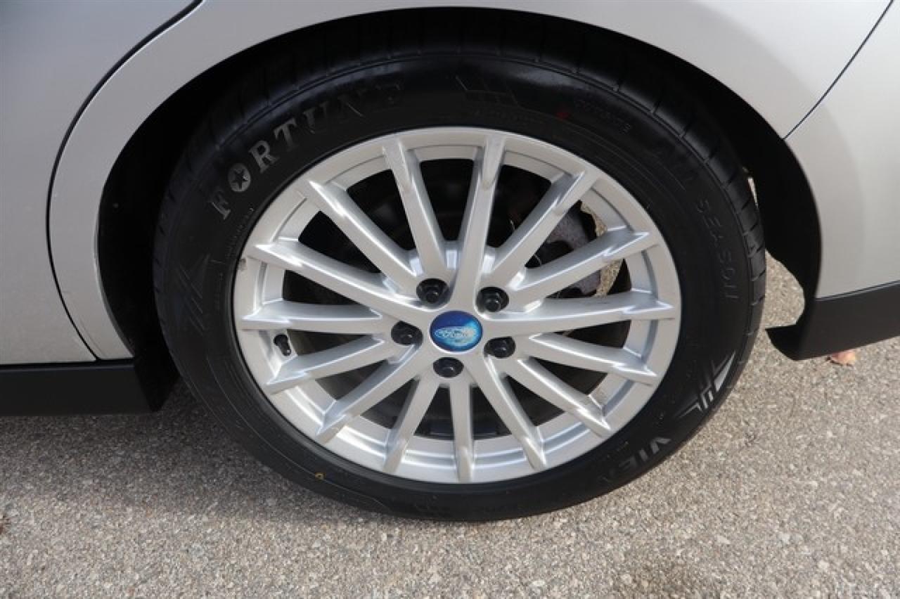 Ford C-Max Hybrid  2013