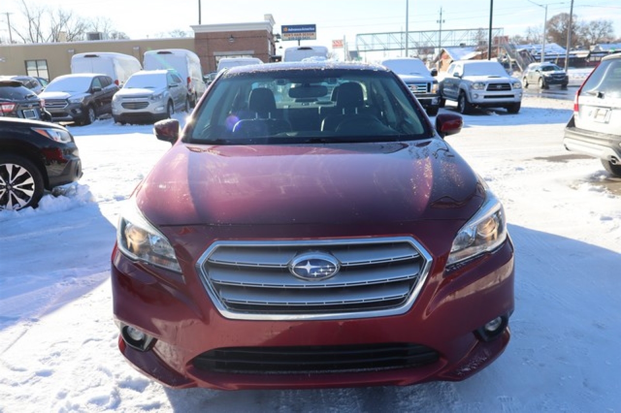2016 Subaru Legacy 2.5i Limited photo 2