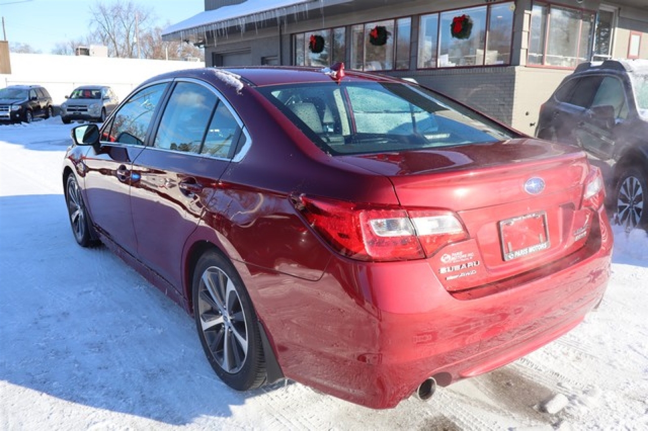 2016 Subaru Legacy 2.5i Limited photo 4