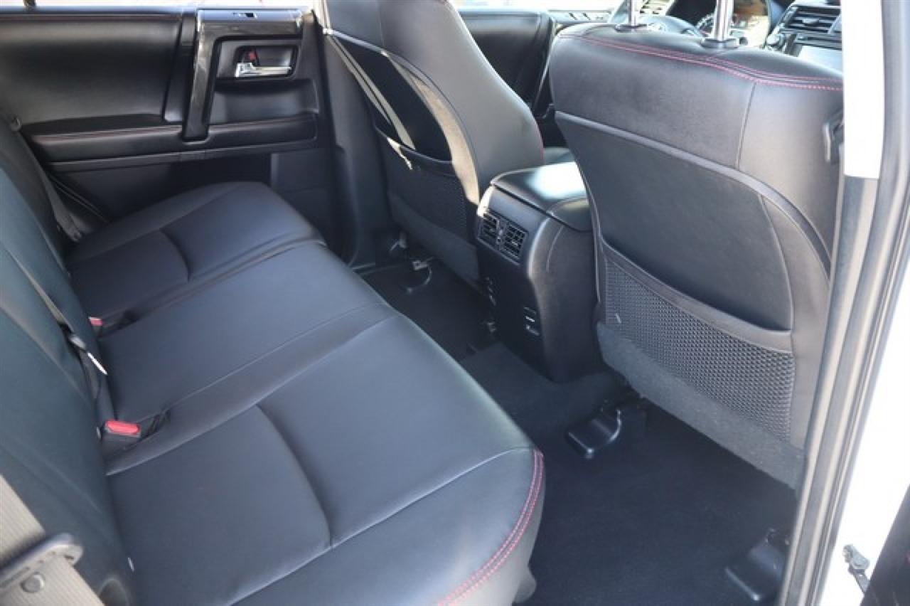 Toyota 4Runner  2016