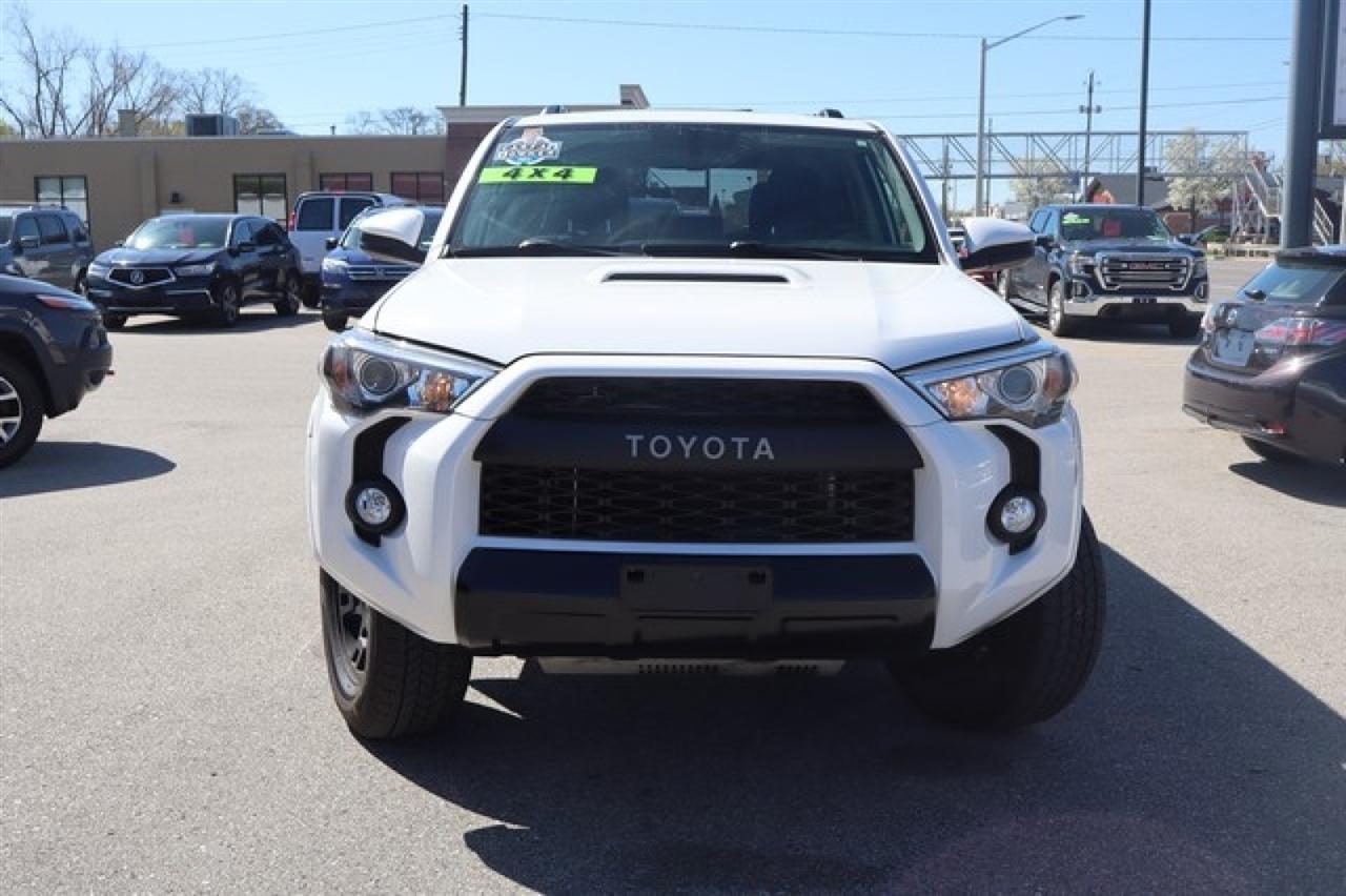 Toyota 4Runner  2016