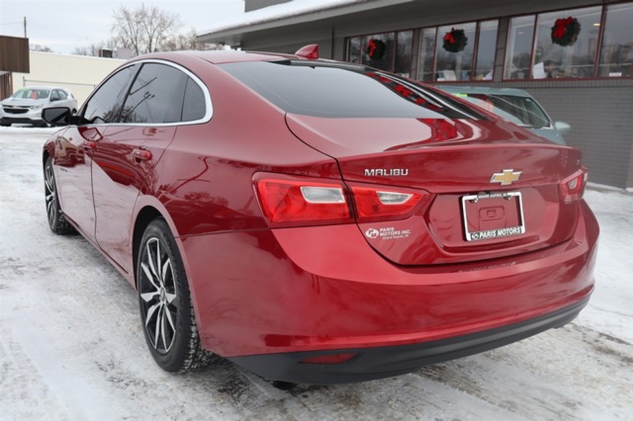 Chevrolet Malibu  2016