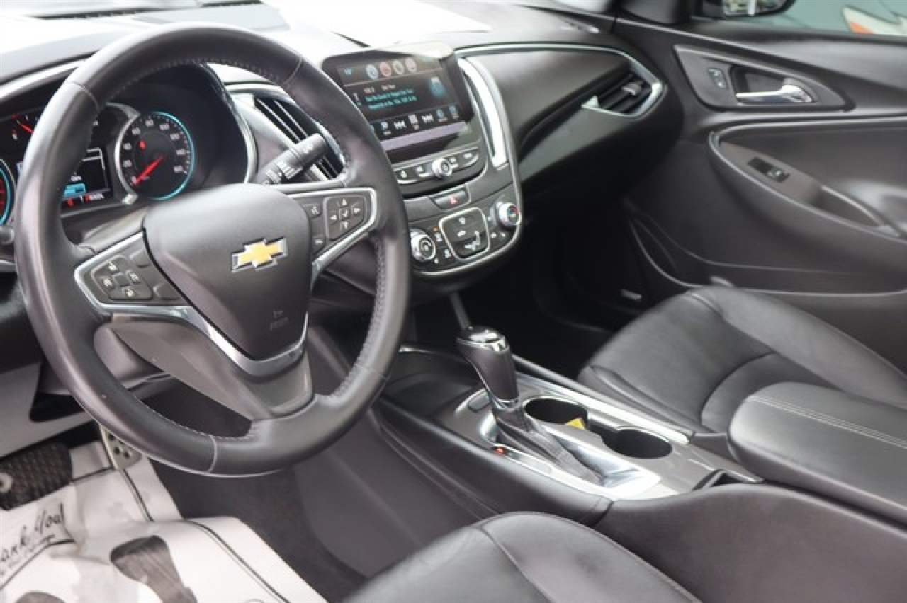 Chevrolet Malibu  2016