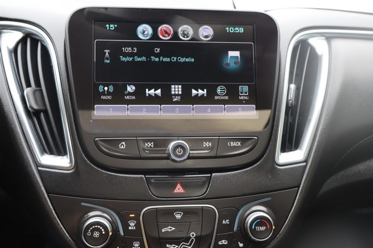 Chevrolet Malibu  2016