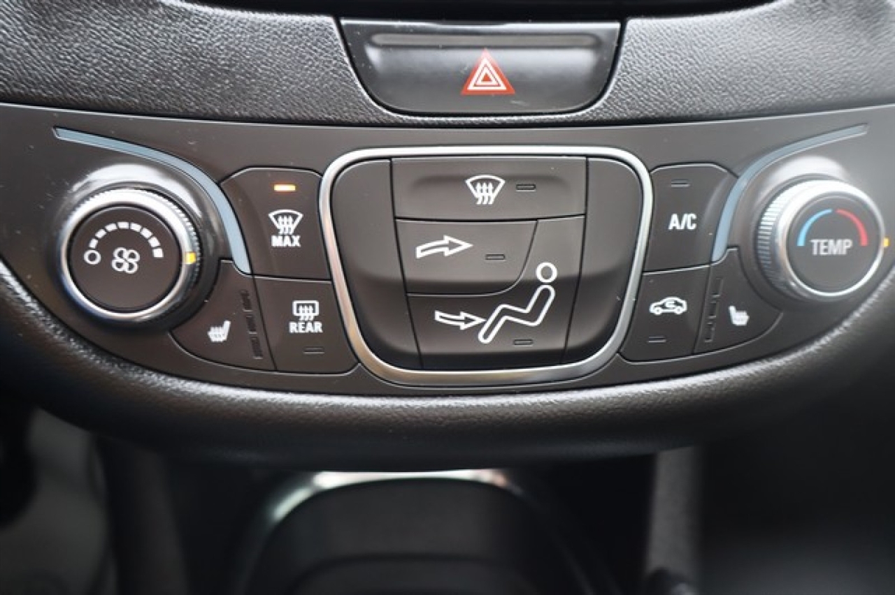 Chevrolet Malibu  2016