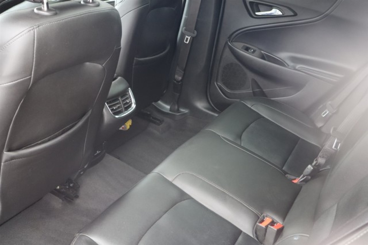 Chevrolet Malibu  2016